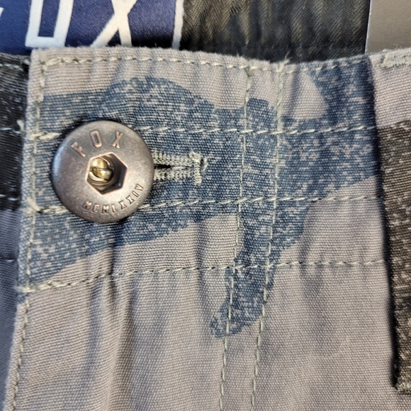 Fox Camo Shorts men 28x22 new with tags - Picture 9 of 11